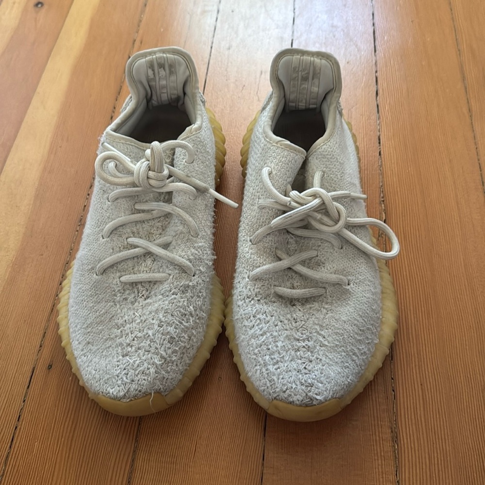 Yeezy White Cream Sneakers with Boost Cushioning Size 7